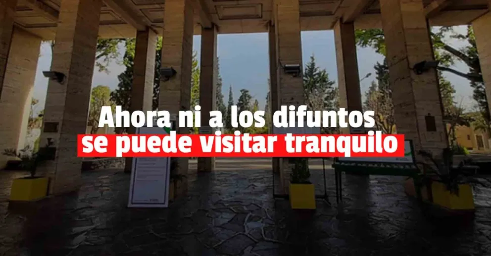 Fue a dejarle flores a la tumba de sus padres y le quisieron robar en el cementerio