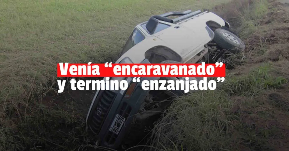 Perdió el control de su camioneta, cayó a un zanjón: estaba ebrio 