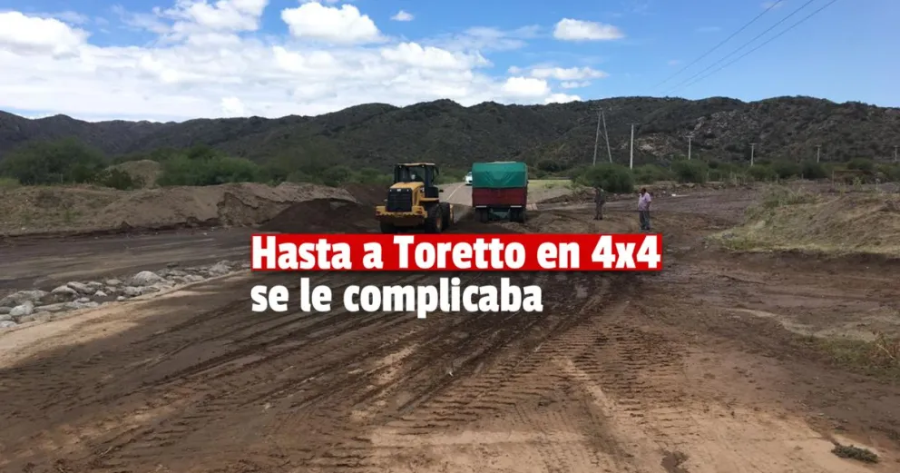 Valle Fértil: gran operativo para rescatar un camión varado por la creciente