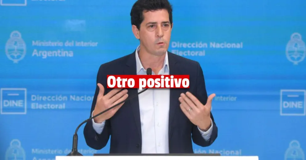 El ministro del Interior Wado de Pedro anunció que dio positivo de COVID-19