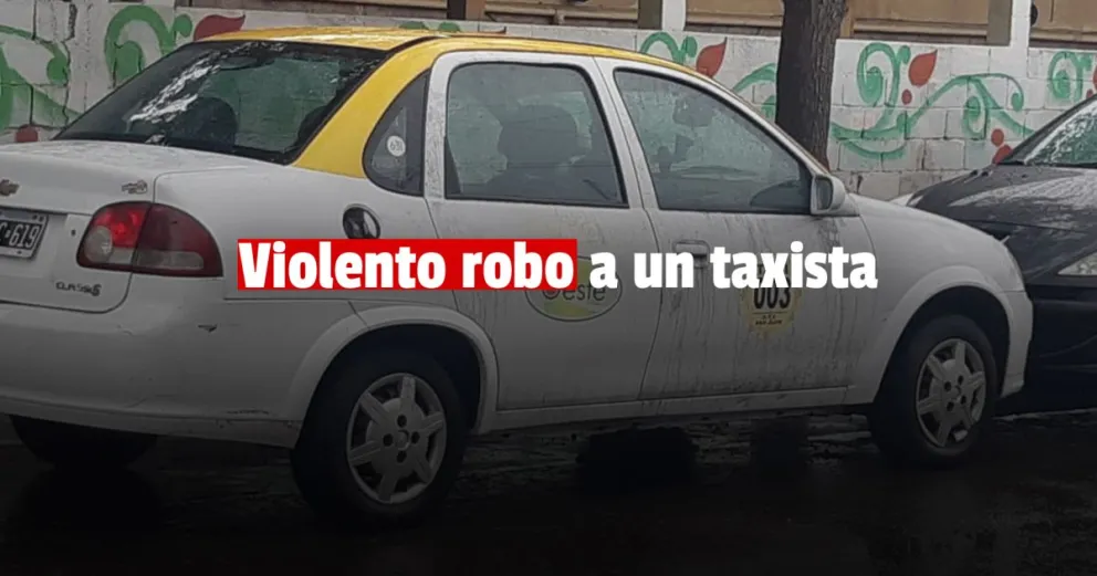 Armados y dos vestidos de policías, tres ladrones robaron un taxi
