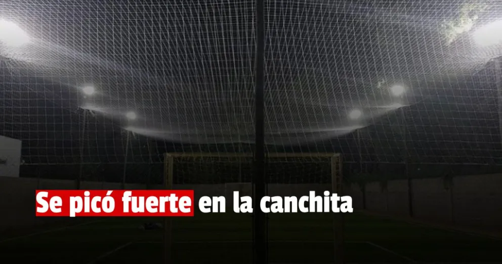 Una gresca en una cancha de fútbol 5 terminó con un joven internado 