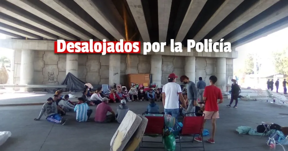 Detuvieron a 25 personas que estaban manifestándose en Avenida Benavidez y Ruta 40 