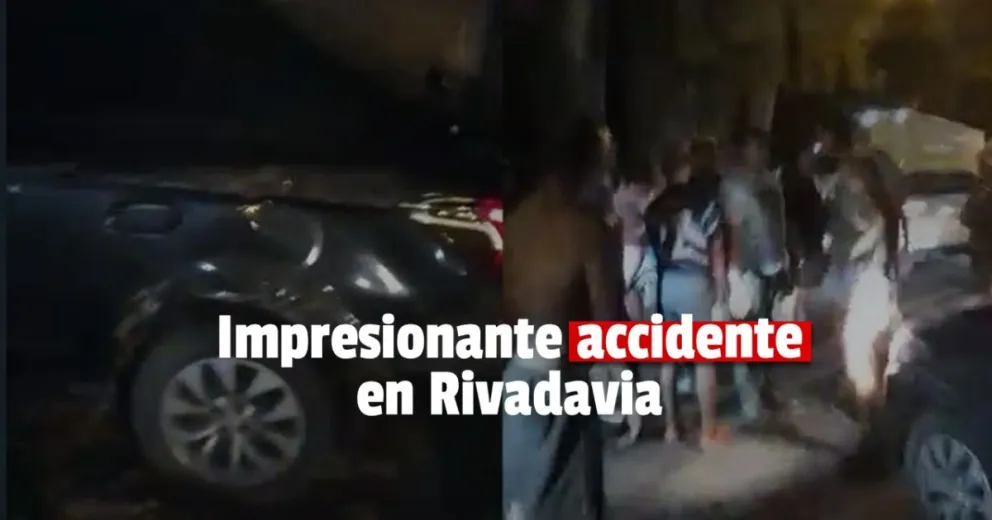 Un auto volcó por esquivar una moto