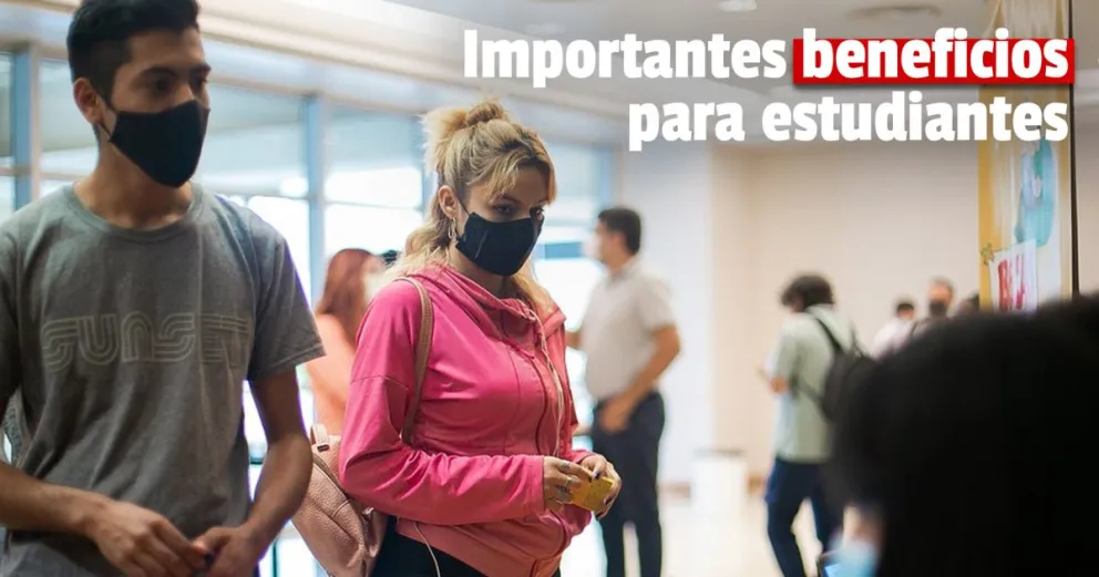 Entregaron becas de transporte para 10.000 estudiantes sanjuaninos