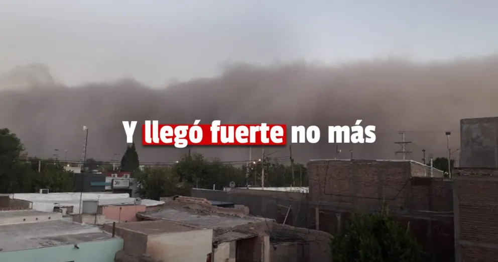 El viento sur llegó con intensas ráfagas: un manto de tierra cubre San Juan