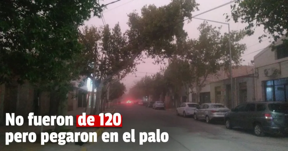 Algunos reportes indican que las ráfagas alcanzaron los 98kms/h