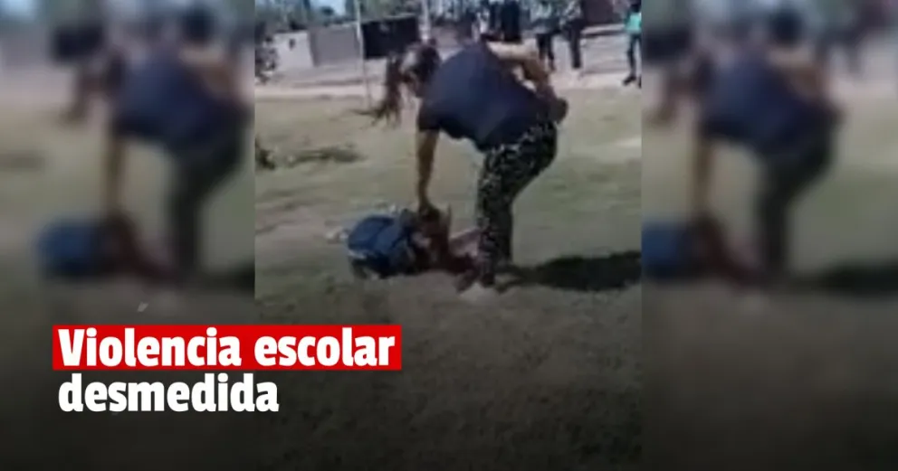 Una chica pateó a otra hasta desmayarla a la salida de una escuela de Mendoza