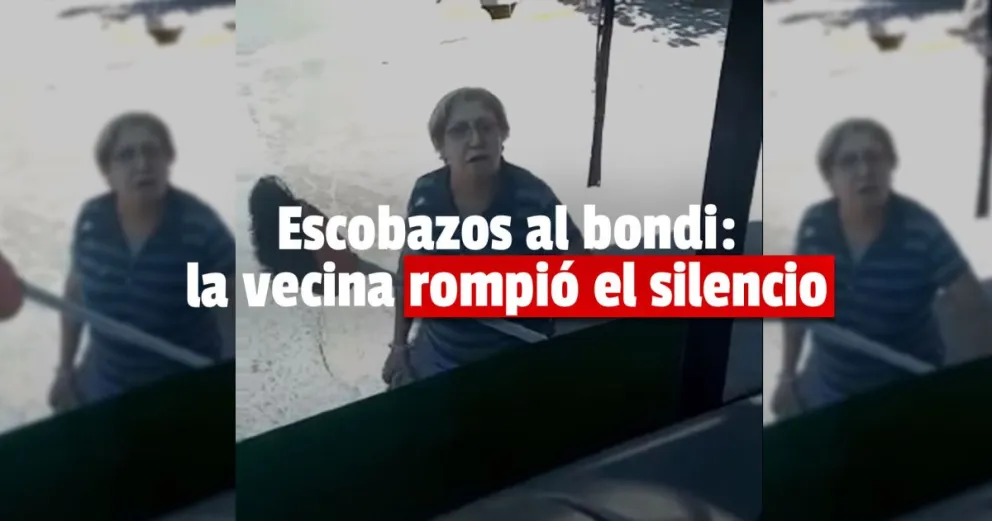 El descargo de la mujer que atacó un colectivo a escobazos 