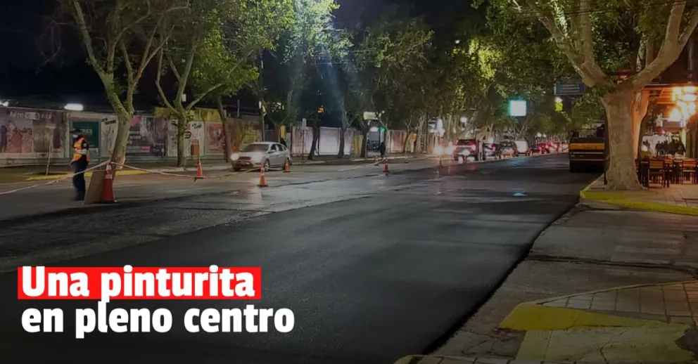 Colocaron la carpeta asfáltica en la mitad de calle Ignacio de la Roza 