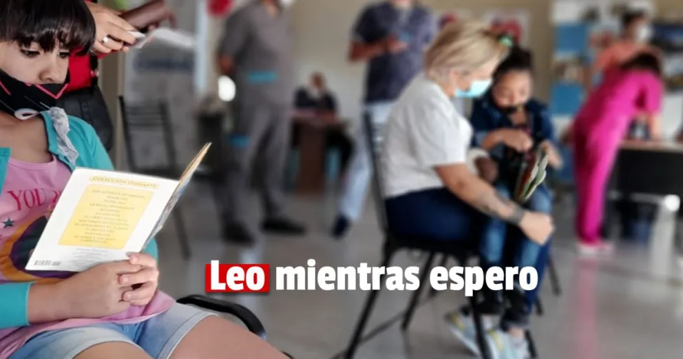 Lectura para los niños que esperan ser vacunados, la iniciativa chimbera que es todo un éxito