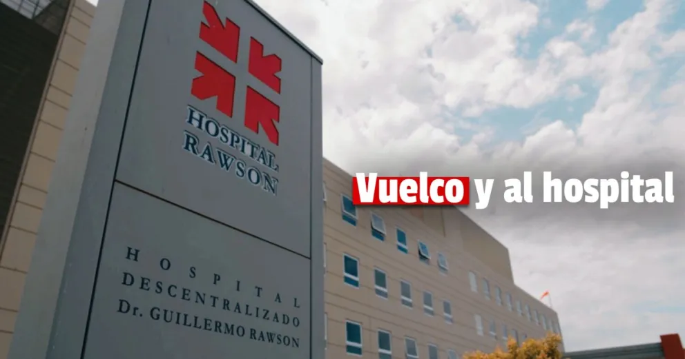 Un auto volcó en Santa Lucía y dos mujeres debieron ser hospitalizadas