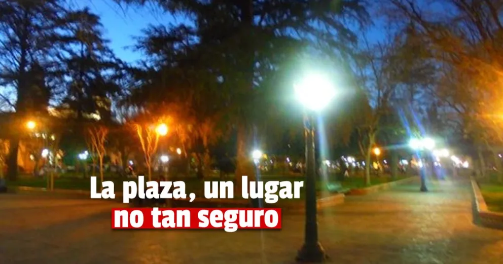 Un niño sufrió una descarga eléctrica al tocar una farola de una plaza